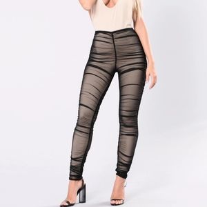 Fashion Nova "Keep it Classy" Leggings